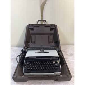 Vtg Smith Corona Super Correct Electric Typewriter 6E‎ w Case, Working Condition